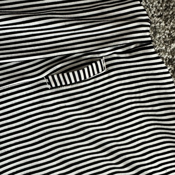 Kuhl Black and White Maxi Pencil Skirt Ruched Slit - Picture 3 of 5